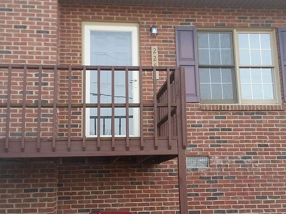 1st image of 2251 Forest Acres Dr