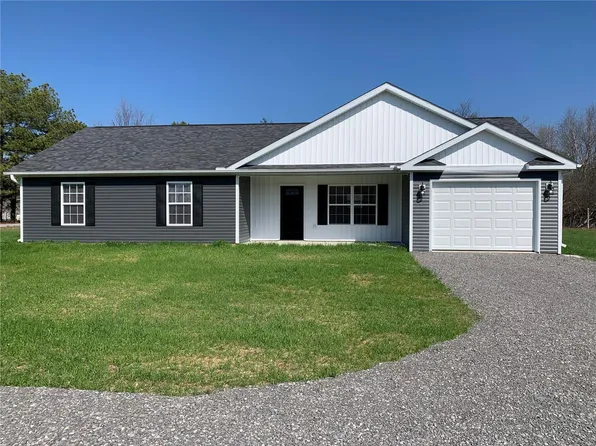 1 Flores Ln, Sikeston, MO 63801