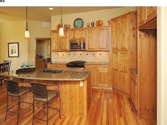 4th image of 6061 Southern Hills Dr