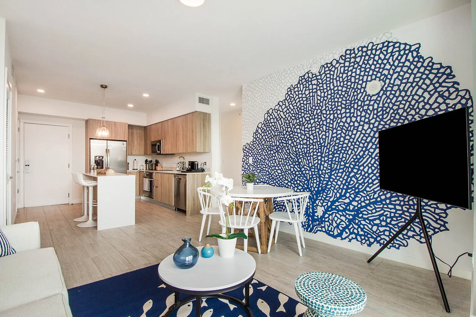 2 bed, 2.0 bath, $5,993 — Photo 1