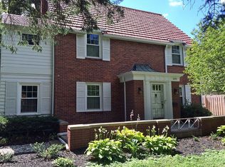 3095 Stratford Ave, Lincoln, NE 68502