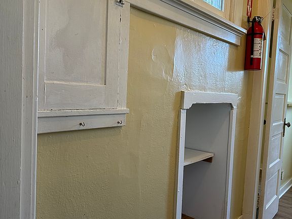 5th image of 5204 18th Ave NE Unit C