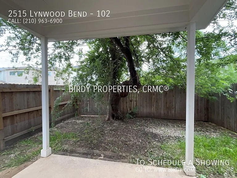 2515 Lynwood Bnd #102 — Photo 29