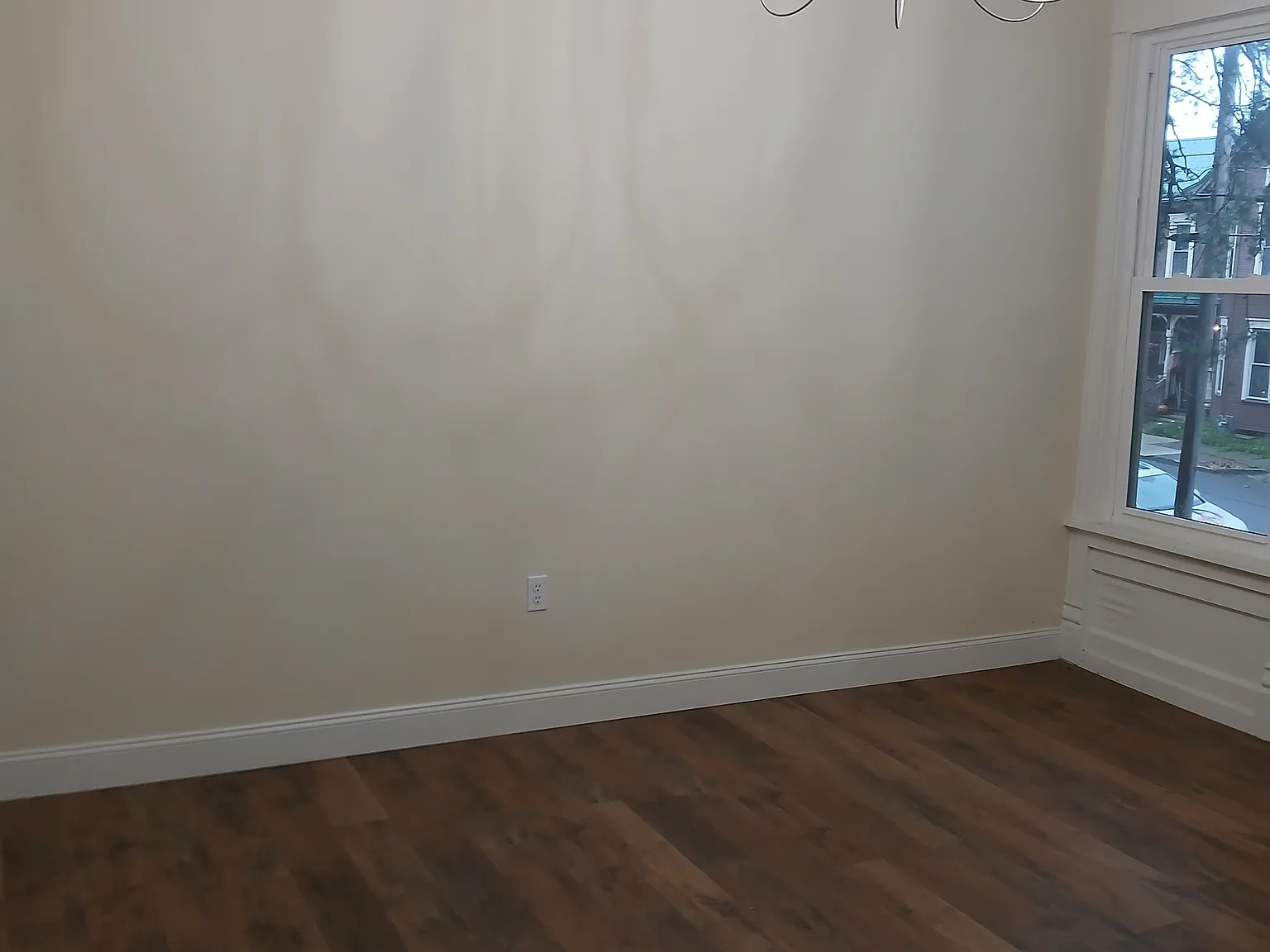 3 bed, $1,750 — Photo 1