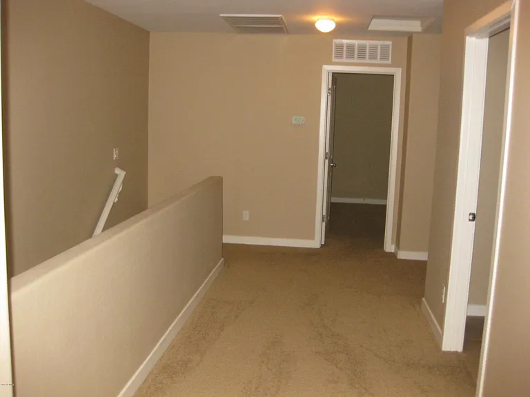 1143 E Cedar St — Photo 17