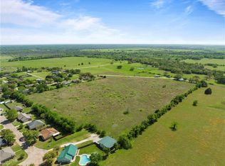 Allison Ave, Groesbeck, TX 76642