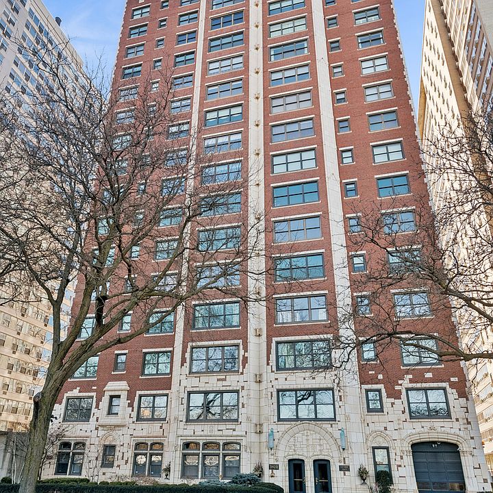 1st image of 3920 N Lake Shore Dr APT 12S