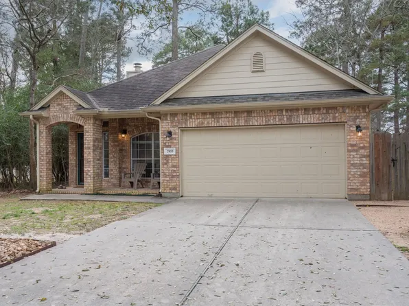2855 Whitman Dr, Montgomery, TX 77356