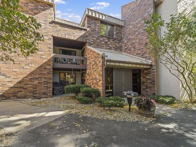 2470 West Good Hope ROAD UNIT 161, Glendale, WI, 53209