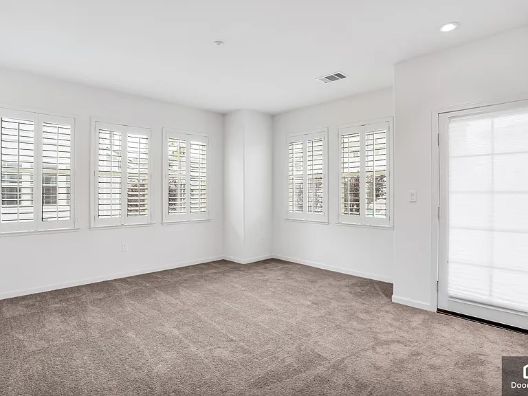 1604 Northshore Dr — Photo 9