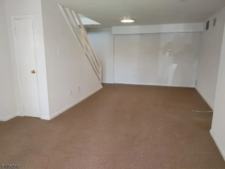 800 Old Springfield Ave #19 — Photo 13
