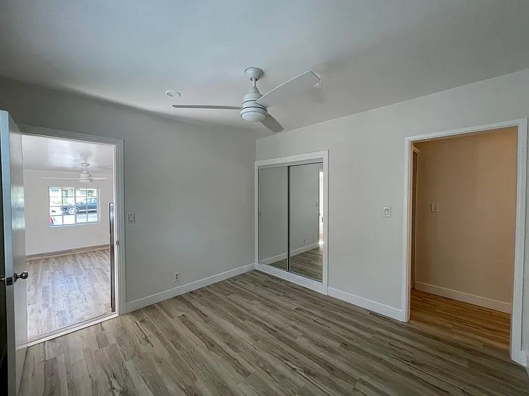 20336 Lorne St #W — Photo 6