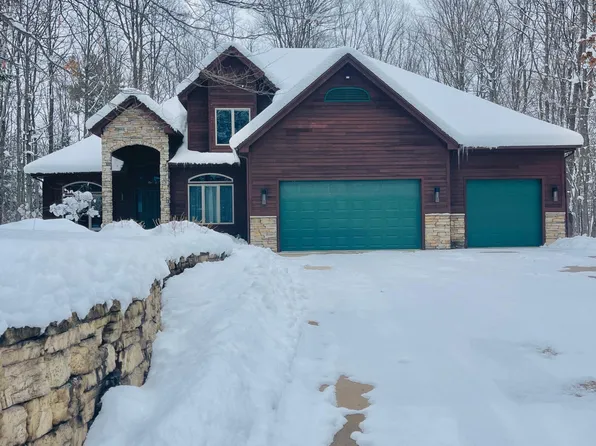 1879 Lake Club Dr, Gaylord, MI 49735