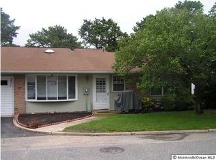101 Buckingham Dr, Manchester, NJ 08759
