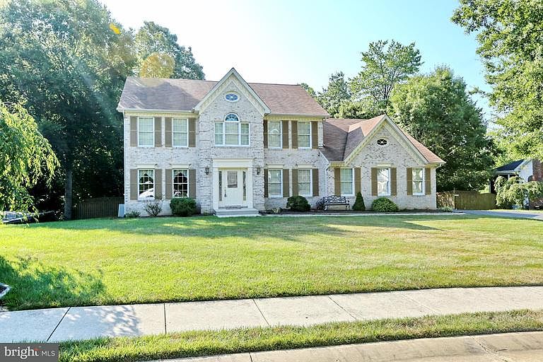 1st image of 106 S Wiltshire Ct