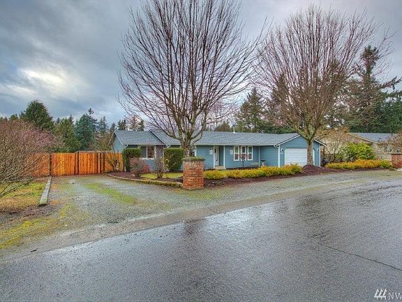 3rd image of 12202 220th Avenue Ct E