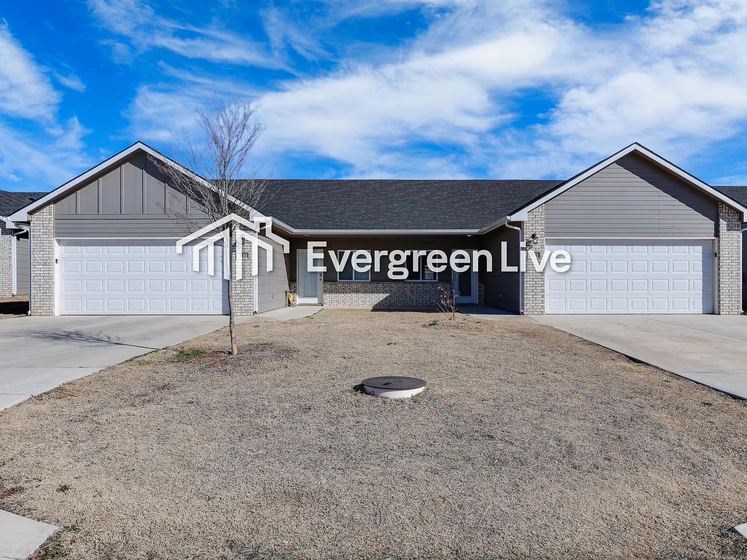 3 bed, 2.0 bath, 1207 sqft, $1,395 — Photo 2