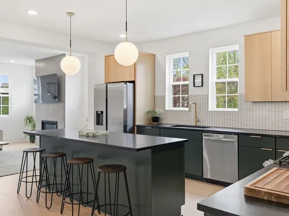 1525 Hayden Dr, Nashville, TN 37206