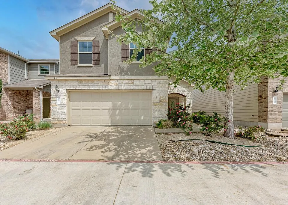 10617 Portico Ln