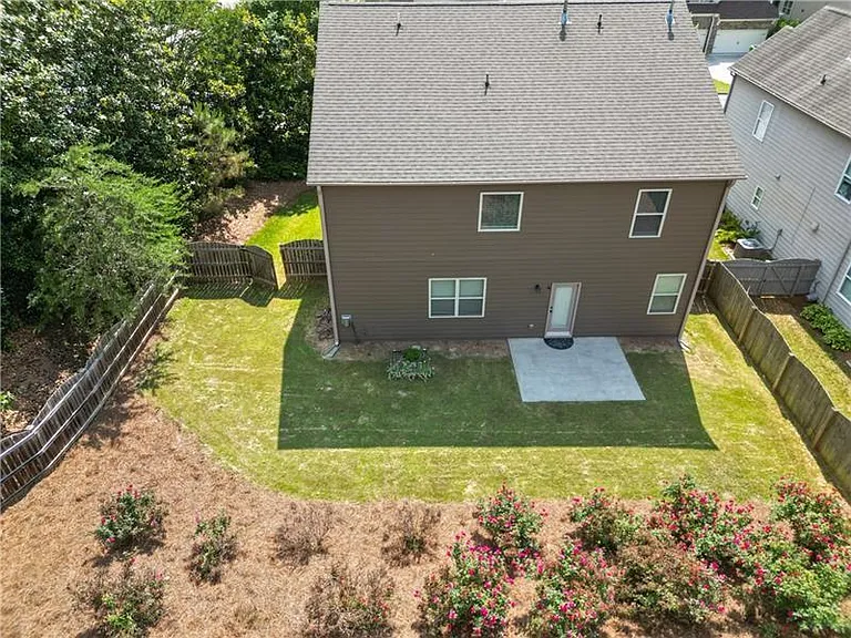 2080 Red Barn Ct — Photo 36