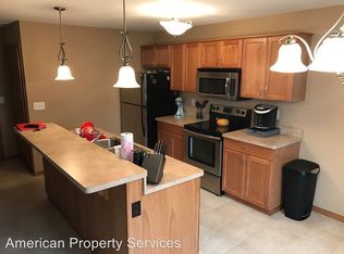 5528 Stone Crest Ct, Manhattan, KS 66503