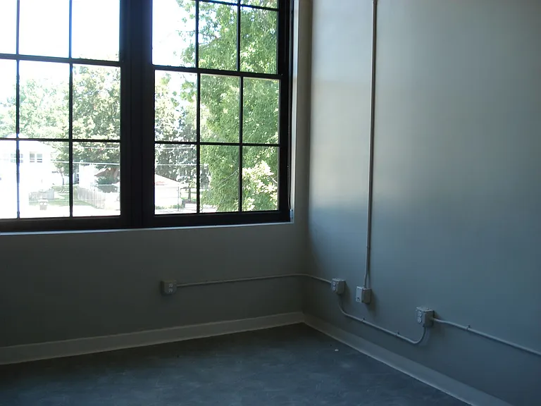 308 E Corning St — Photo 17