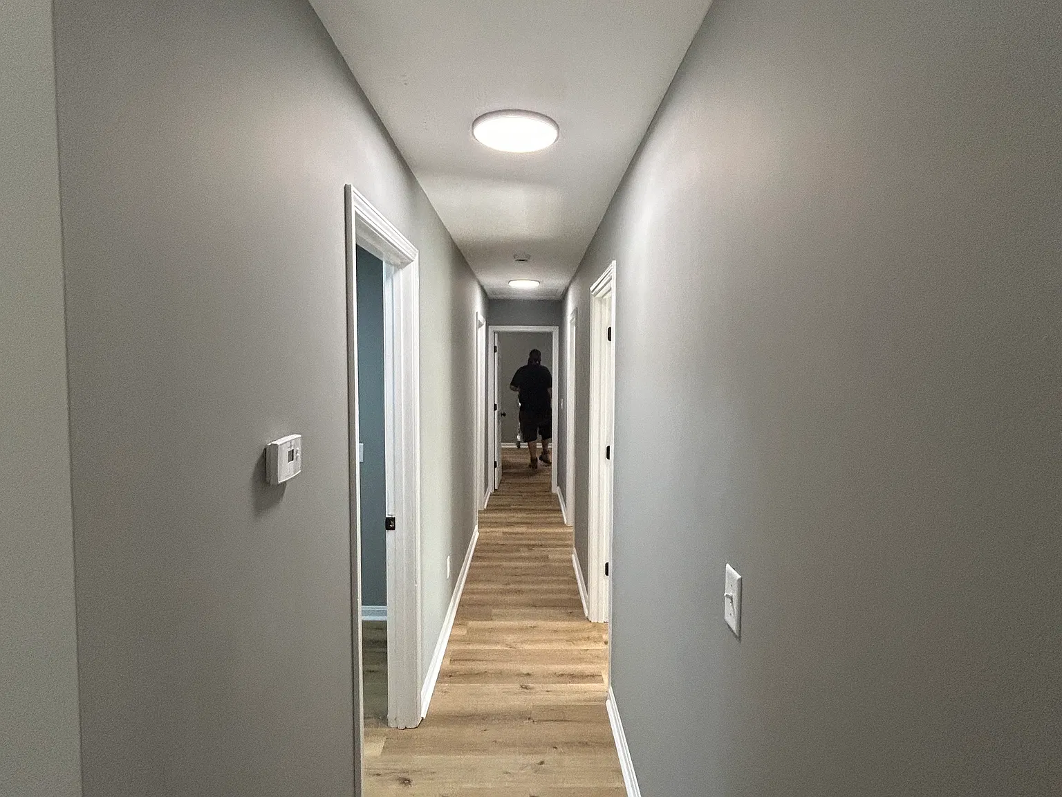 3 bed, 1025 sqft, $1,450 — Photo 3