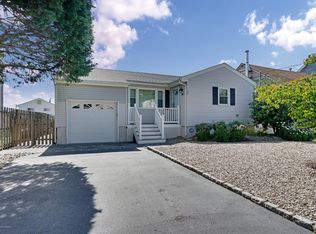 69 Sea Breeze Rd, Toms River, NJ 08753