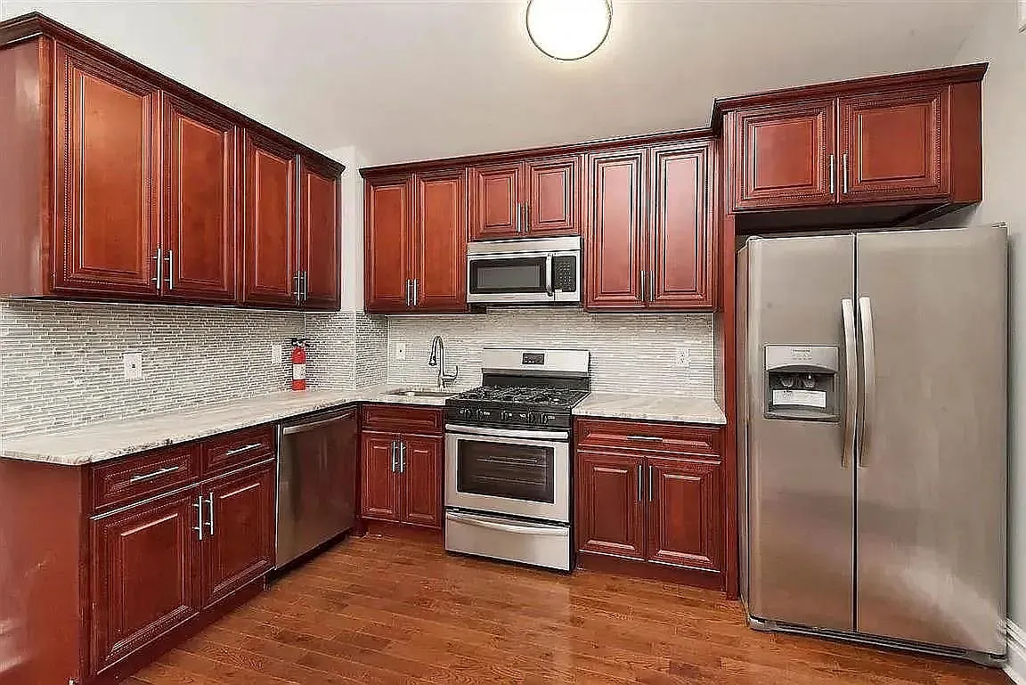 3 bed, 2.0 bath, $2,550 — Photo 3