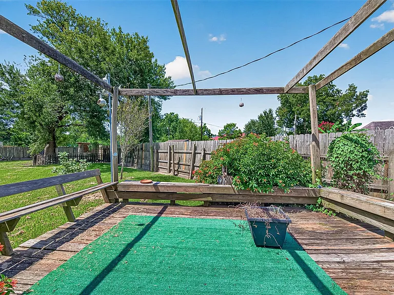 1007 E Baker Rd — Photo 21