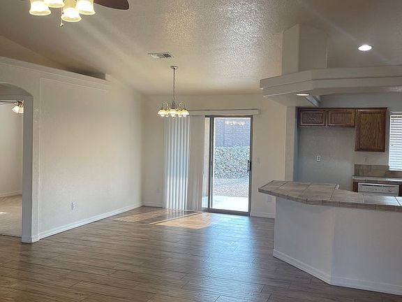 5th image of 3510 Amberwood Ave