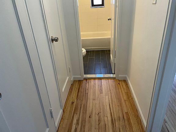 4th image of 8110 135th St APT 515