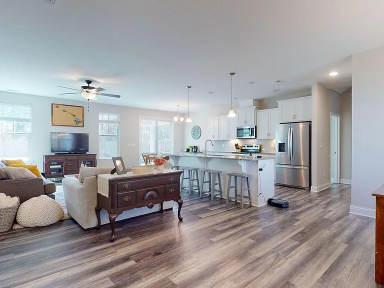 912 W Arboria Dr — Photo 12