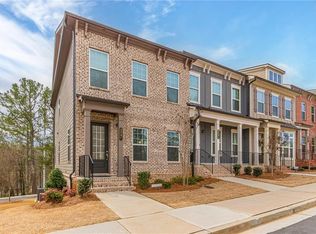 3287 Park Pointe Cir, Scottdale, GA 30079