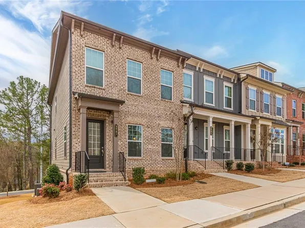 3287 Park Pointe Cir, Scottdale, GA 30079