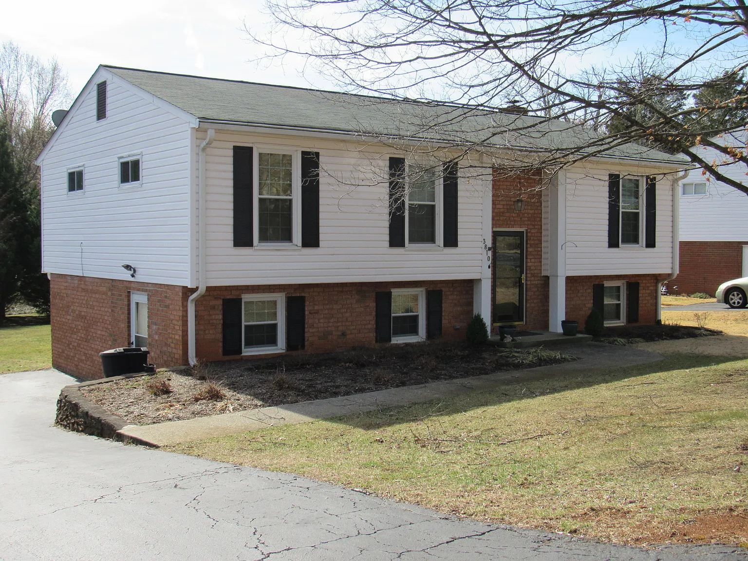 3810 Bower Rd photo 1