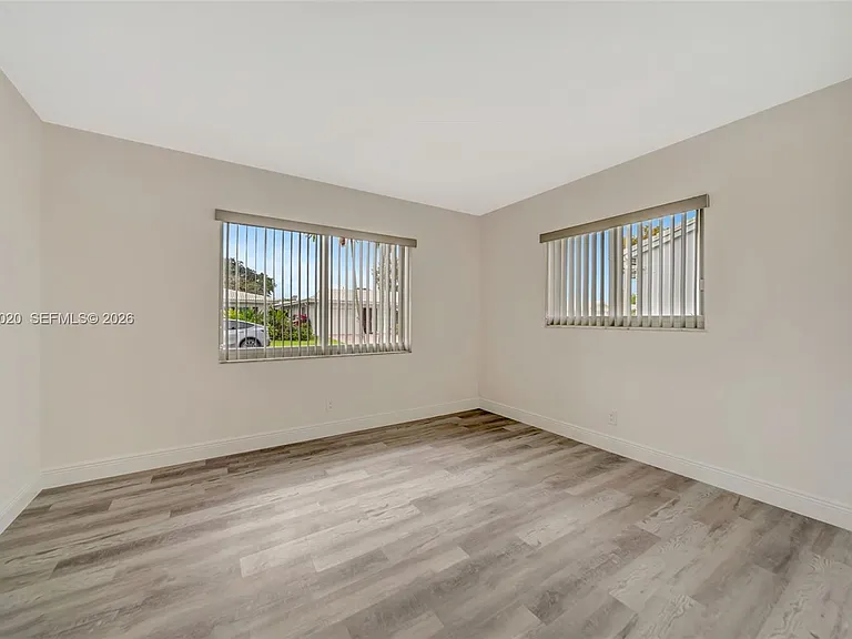 8502 NW 59th St — Photo 15