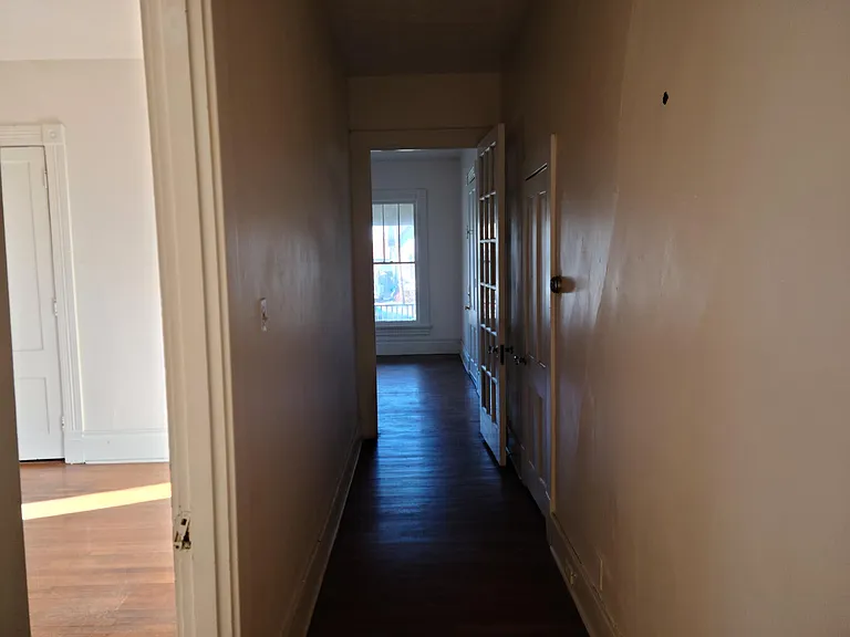 132 Old Park Ave #1 — Photo 3