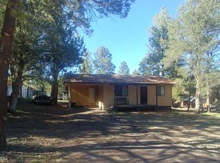 1932 Little Doe Trl, Overgaard, AZ 85933