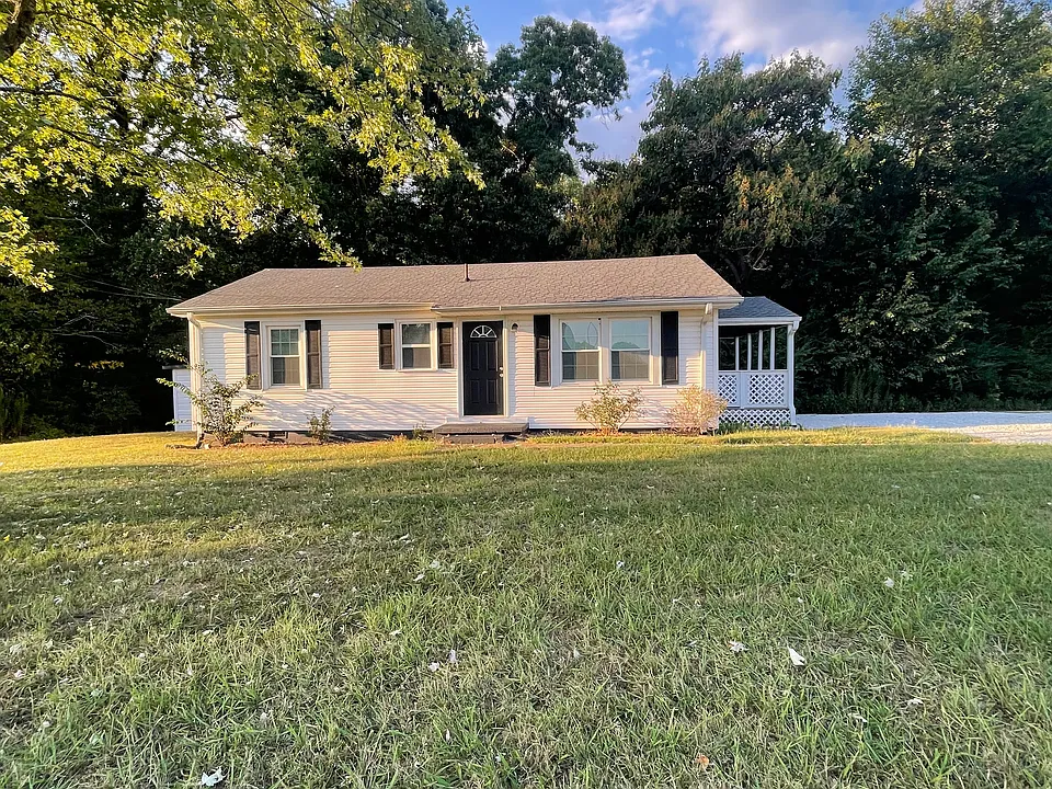 49 Malone Rd