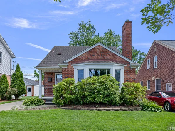 22905 Arlington St, Dearborn, MI 48128