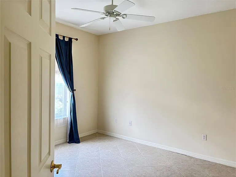 5835 Covey Ct — Photo 23