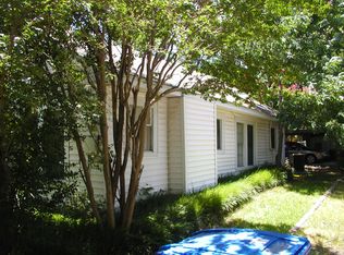 1709 Denton Dr, Carrollton, TX 75006