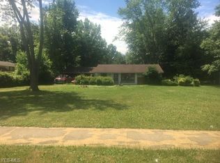 20651 Albion Rd, Strongsville, OH 44136