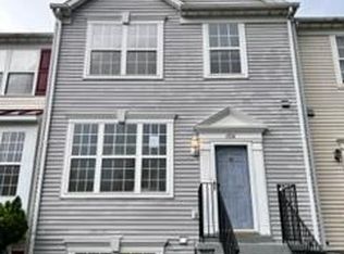 6924 Aquamarine Ct, Capitol Heights, MD 20743