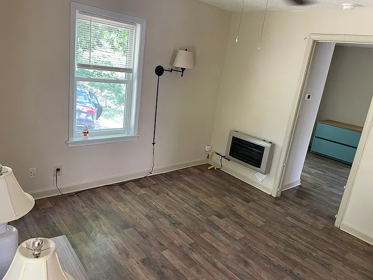 1228 Gupton Ct — Photo 4