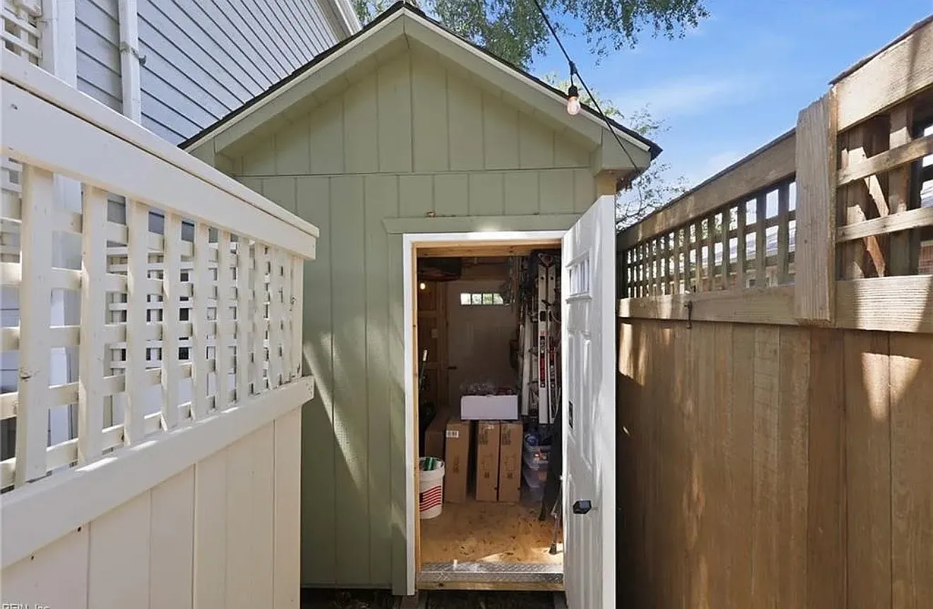 3 bed, 2.5 bath, 1960 sqft, $3,500 — Photo 4