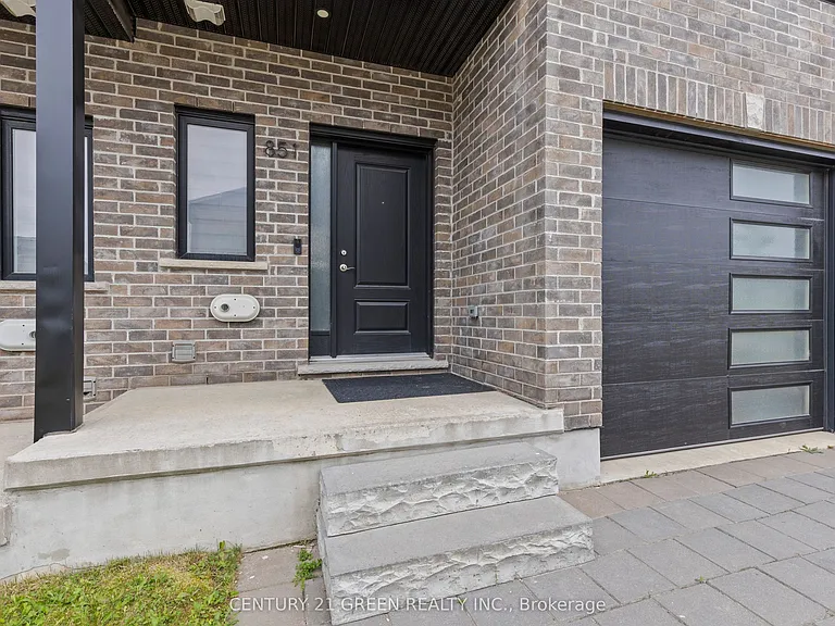 851 Sarnia Rd — Photo 3