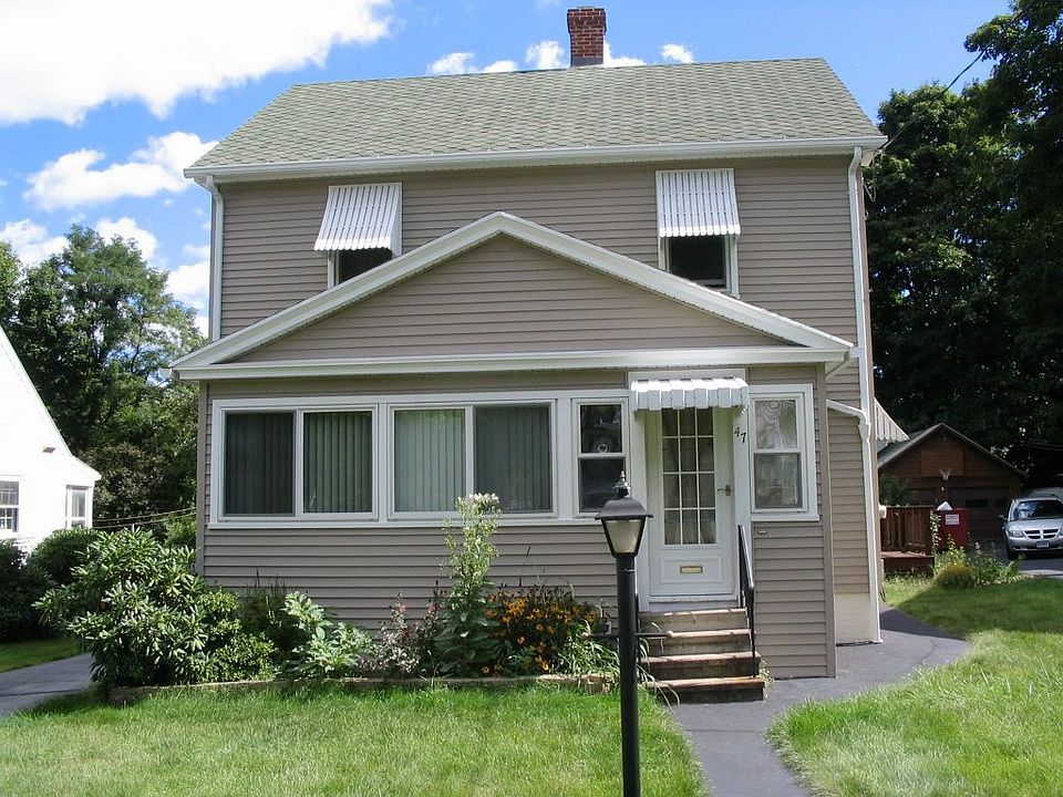 New vinyl siding and windows!