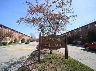 40 Bryon Rd #2, Chestnut Hill, MA 02467